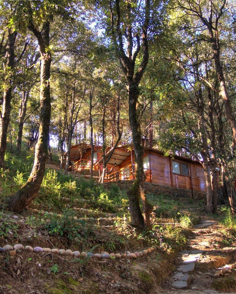 Aamod Resort Shimla Exterior foto