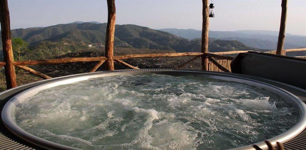 Aamod Resort Shimla Exterior foto